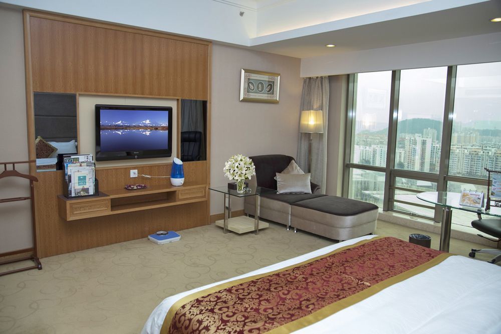 โรงแรมแกลดเดน เจียงเหมิน ภายนอก รูปภาพ